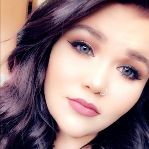 Meet your Posher, Ali